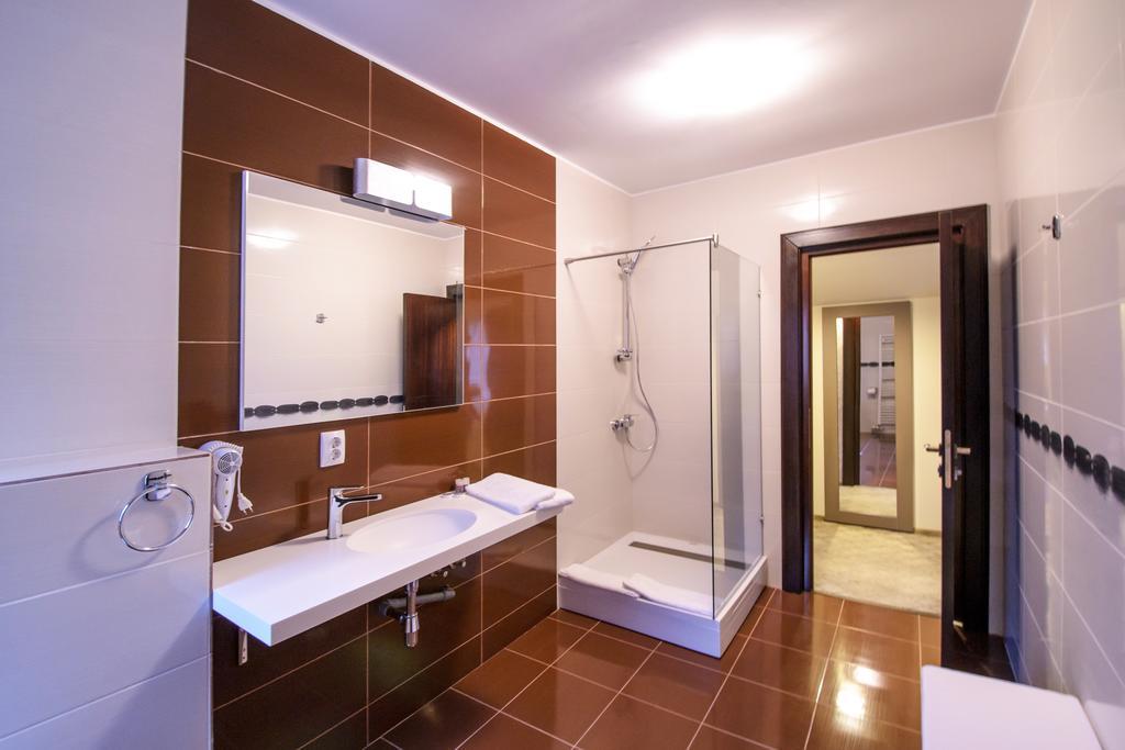 Pietrele Lui Solomon Hotel Brassó Kültér fotó